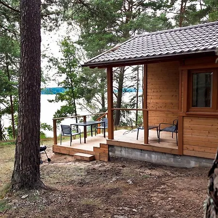 Holiday home Letniskowy Nad Jeziorem Wdzydze *
