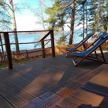 Letniskowy Nad Jeziorem Wdzydze Holiday home *